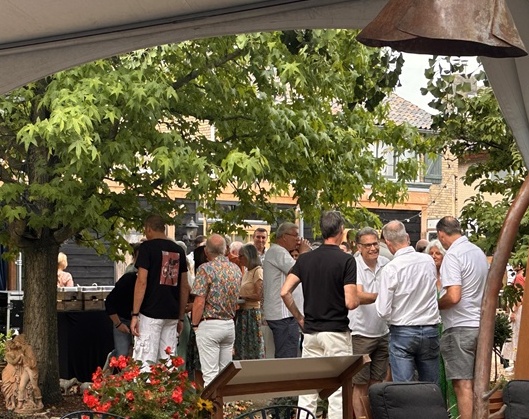 Feest in de sfeervolle tuin van Schelleboom in Oosterhout