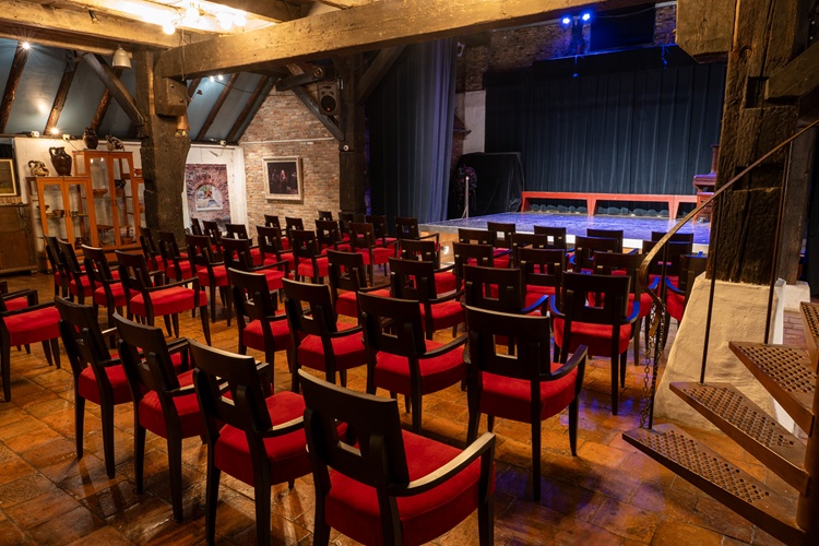 De theaterzaal van Schelleboom in Oosterhout